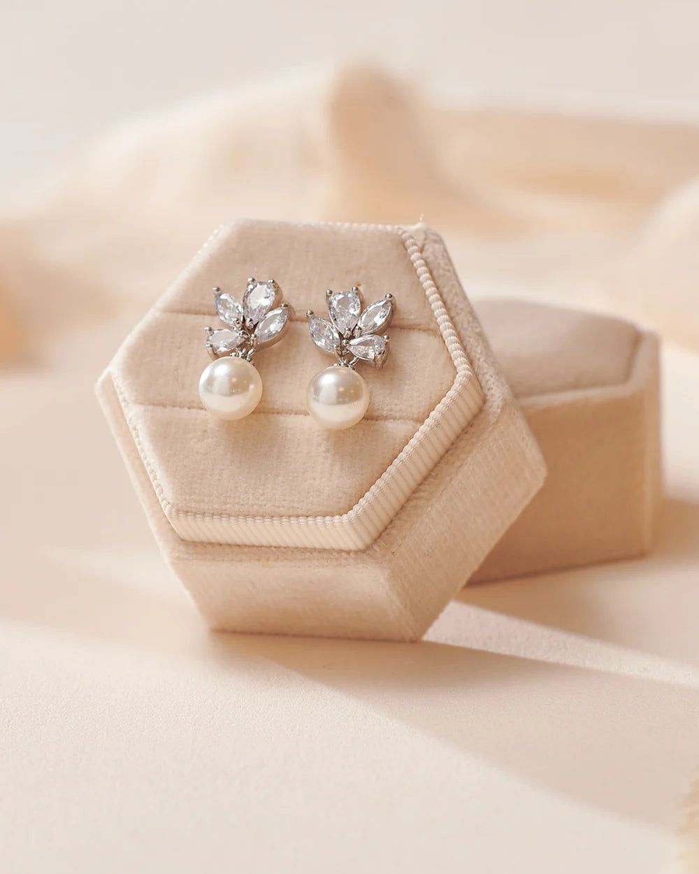 Psyche Pearl Earrings