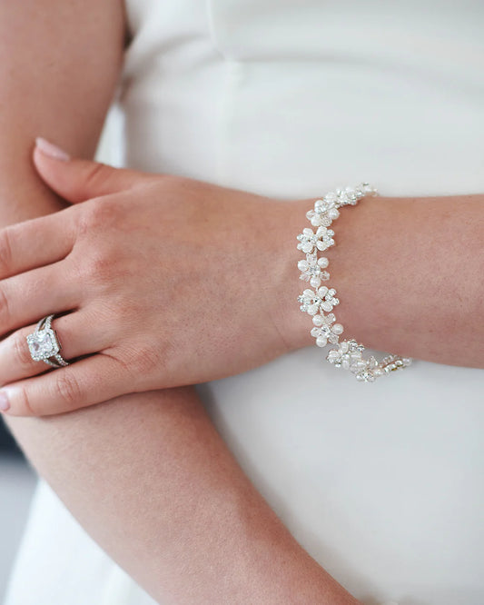 Eos Pearl Flower Bracelet