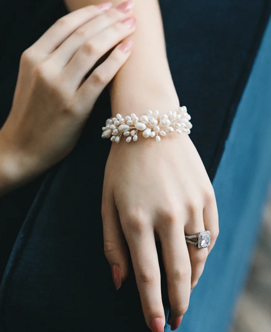 Venus Pearl Bracelet